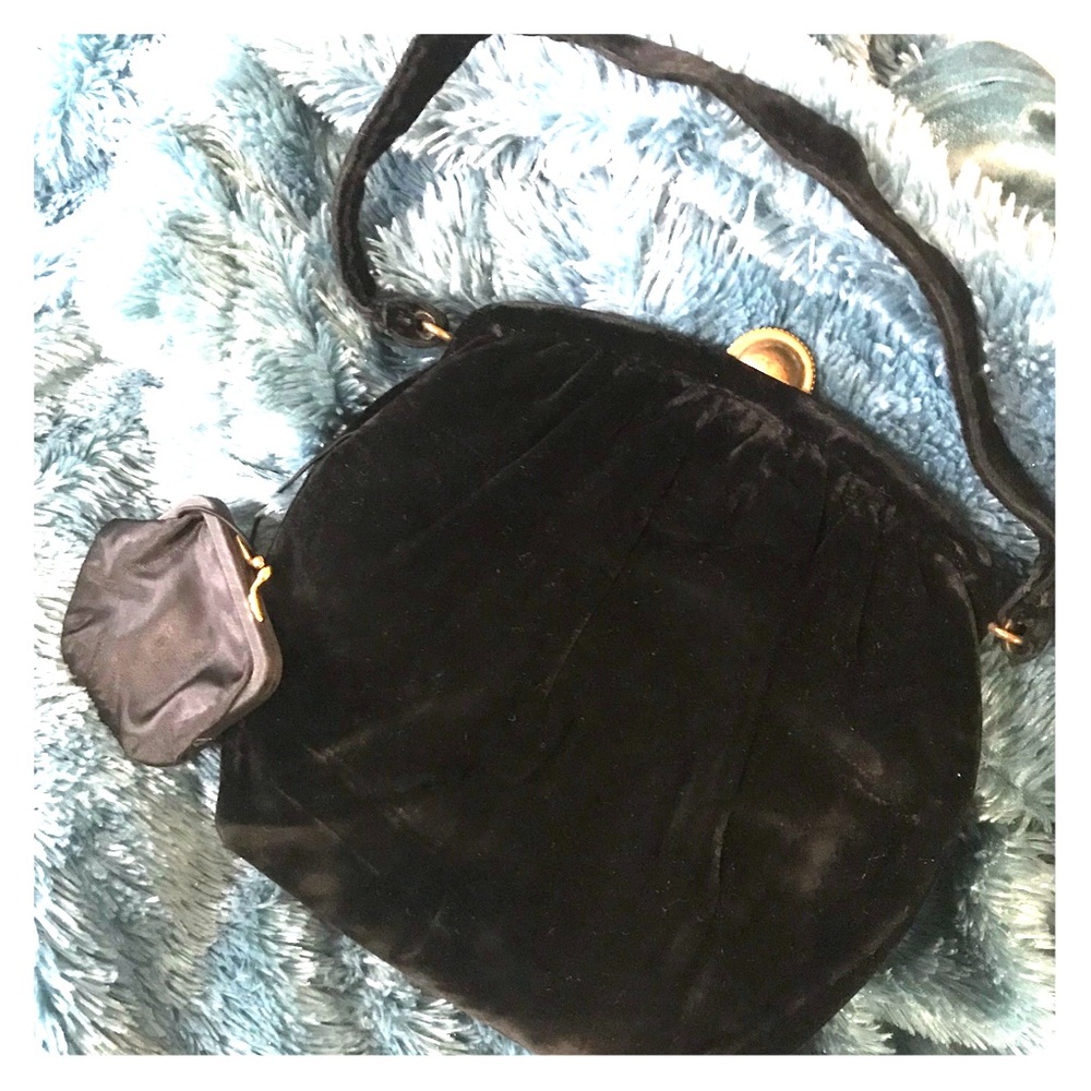 Vintage velvet handbag